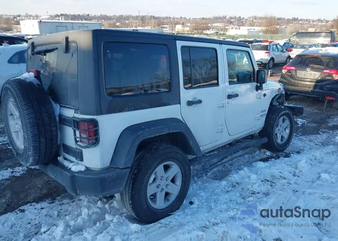 2015 Jeep Wrangler Unlimited Sport z USA, uszkodzony, nr VIN 1C4BJWDG1FL577840